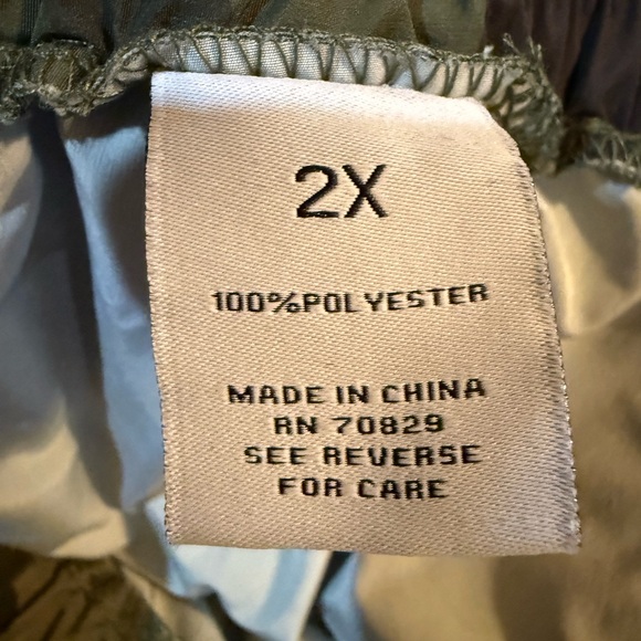 Women’s Rue + pull on nylon camo pants  NWOT Size 2X - Picture 10 of 11